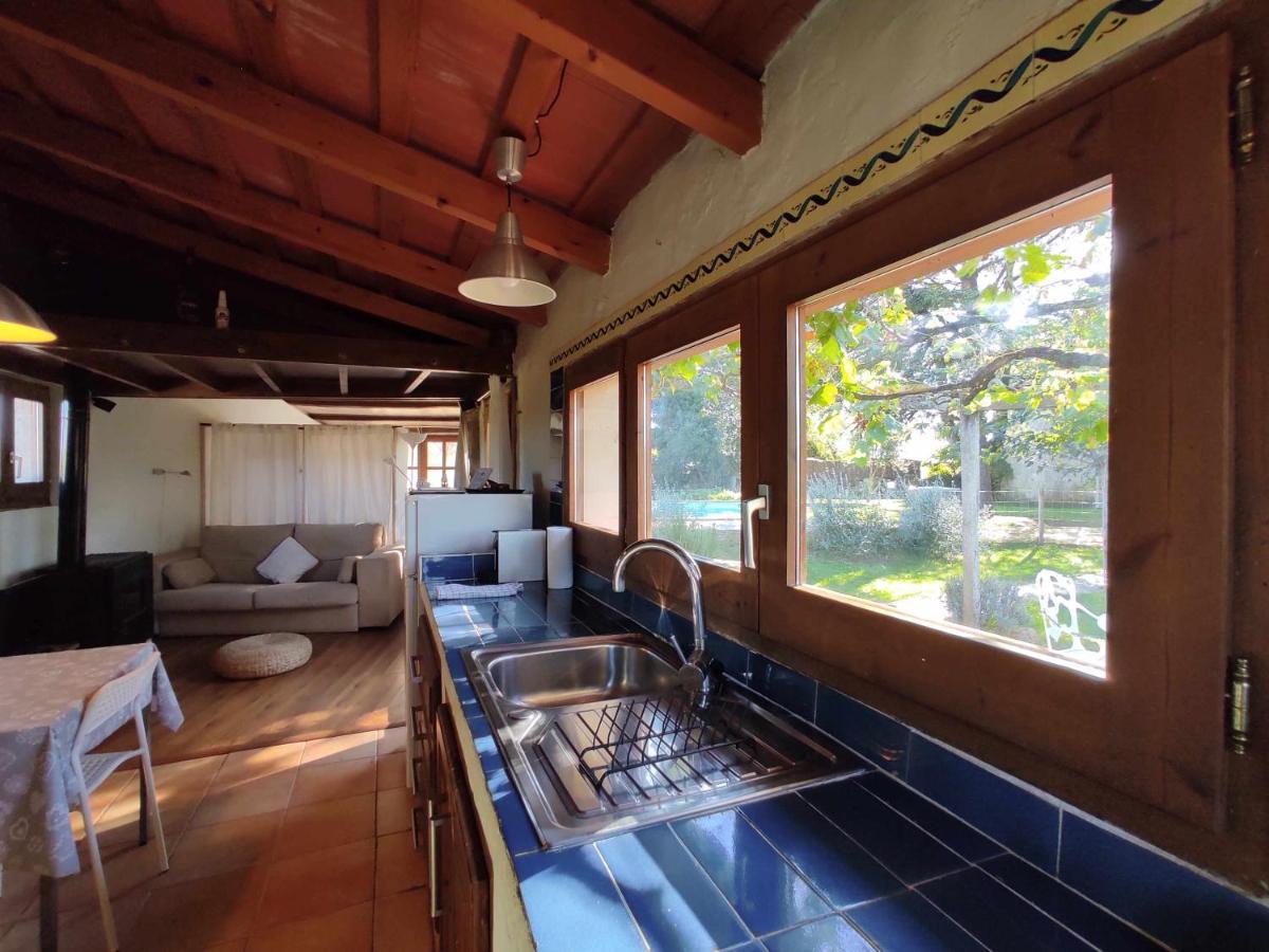 Casita Con Jacuzzi Rectoria De Dosquers Villa Maia de Montcal Exterior photo